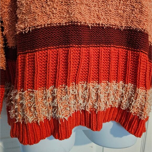 Woman's long sleeve multi-colored striped sweater size L - Picture 2 of 6